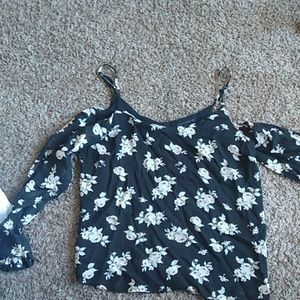 Floral open shoulder shirt